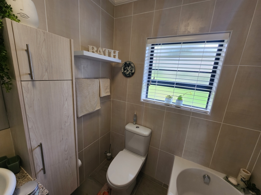 4 Bedroom Property for Sale in Dana Bay Western Cape